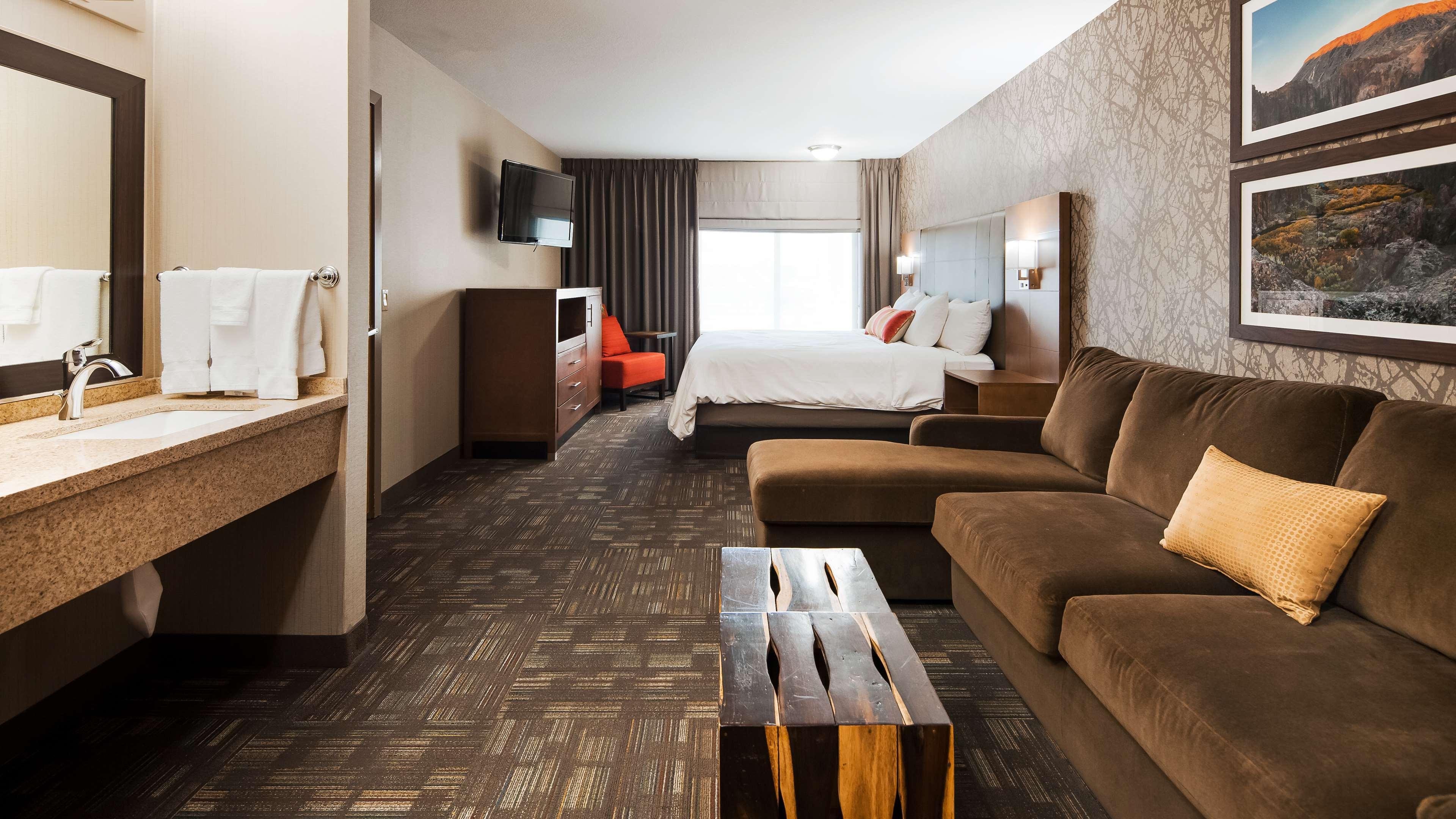 Best Western Plus Cottontree Inn Idaho Falls Exterior photo