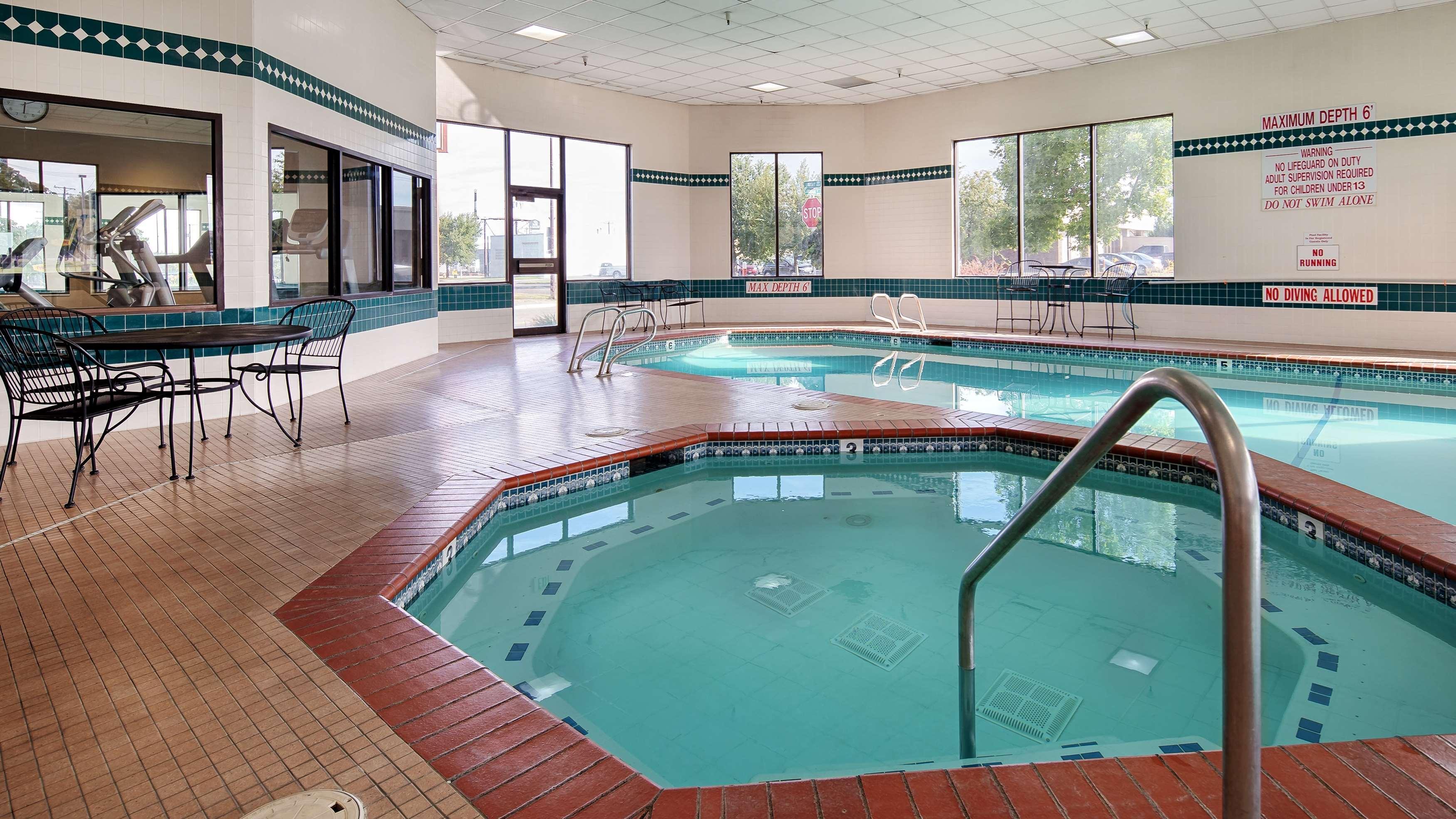 Best Western Plus Cottontree Inn Idaho Falls Exterior photo