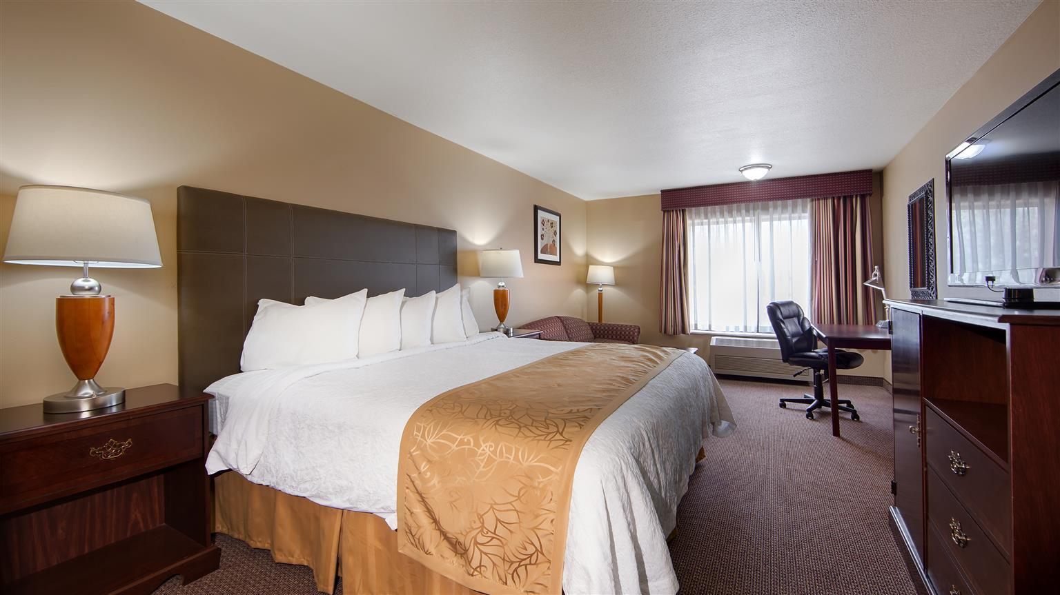 Best Western Plus Cottontree Inn Idaho Falls Exterior photo