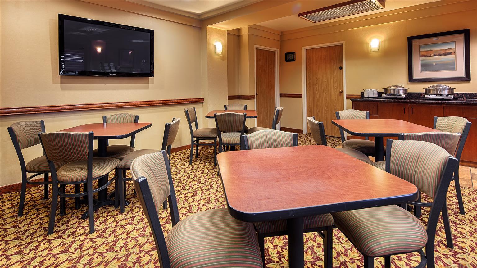 Best Western Plus Cottontree Inn Idaho Falls Exterior photo